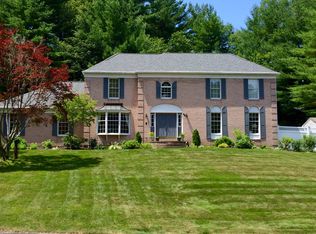 48 Dover Cir, Franklin, MA 02038