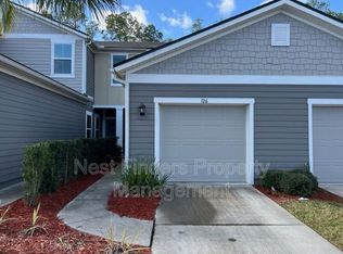 726 Servia Dr, Saint Johns, FL 32259