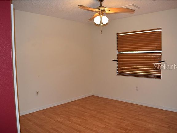 5th image of 15108 Brushwood Dr