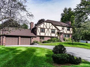 4 Talbot Rd, Andover, MA 01810