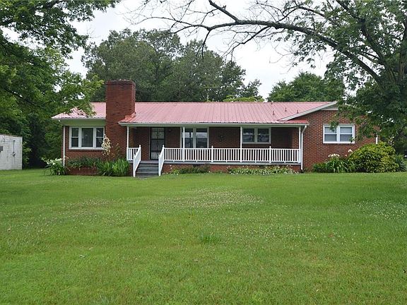 3rd image of 1656 N State Highway 62 Hwy