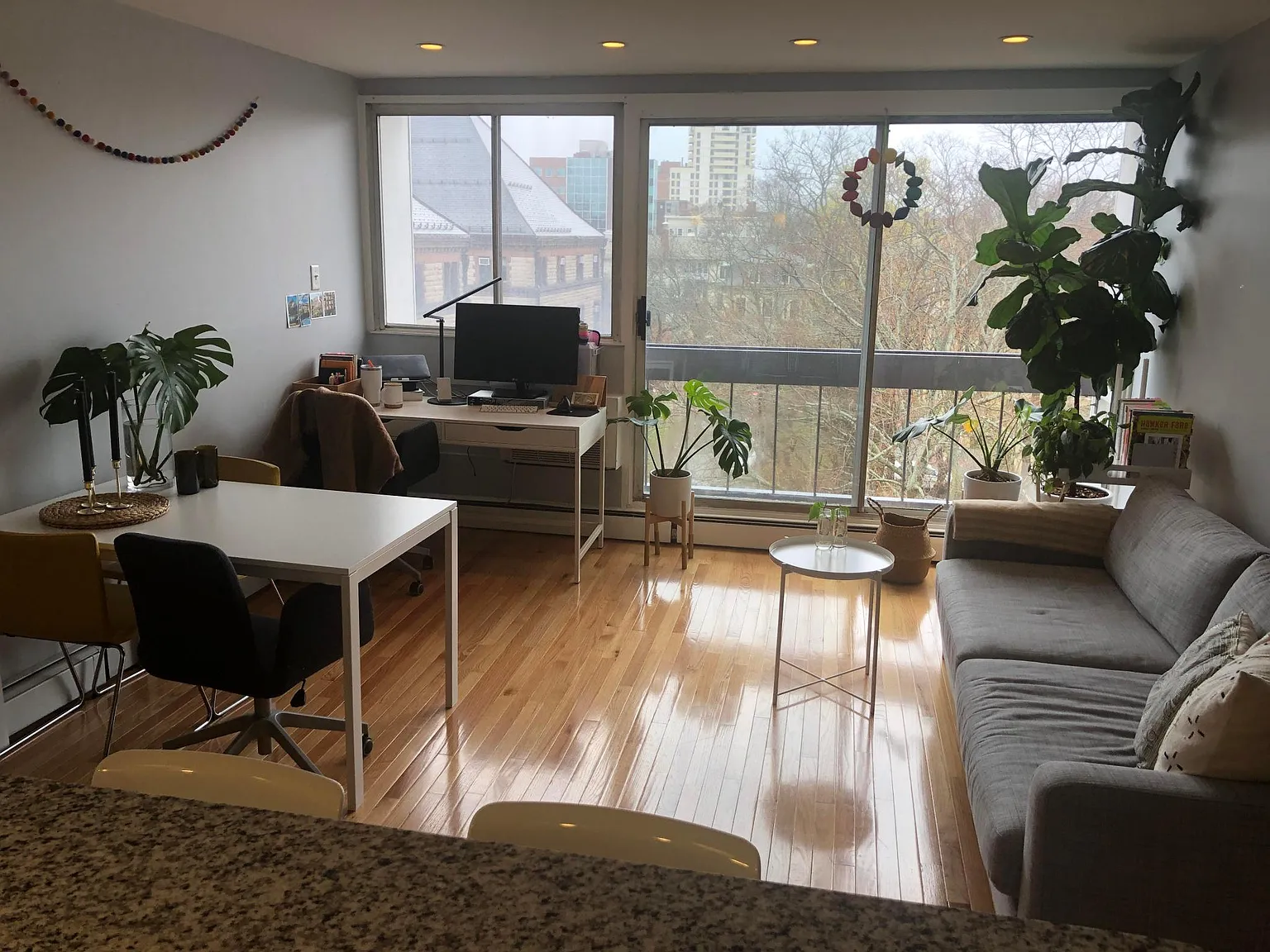 12 Inman St — Photo 4