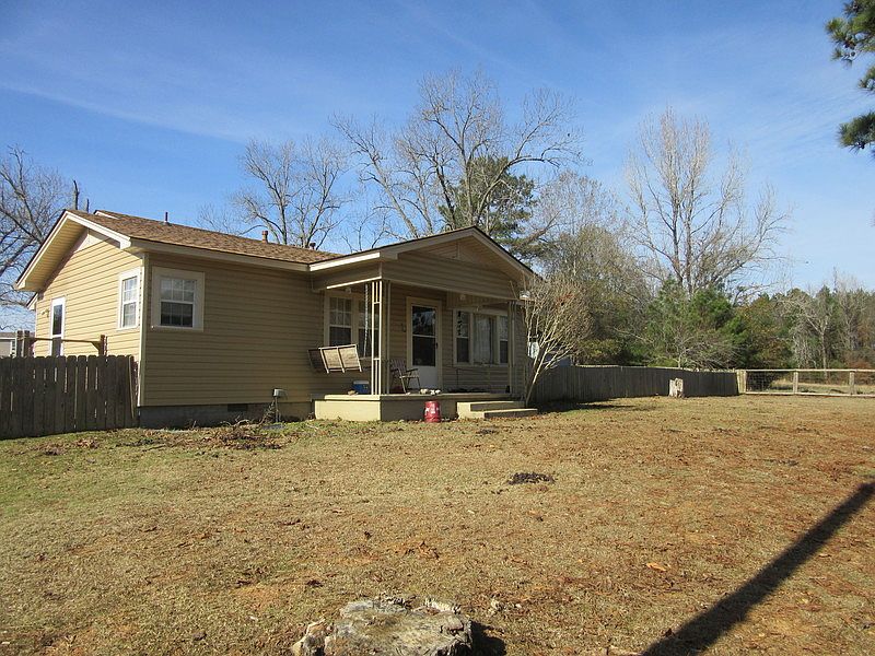 1st image of 4032 Columbia Road 5