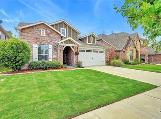 1704 Ridge Creek Ln, Aubrey, TX 76227