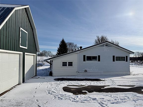 2nd image of 3541 Roberts Rd