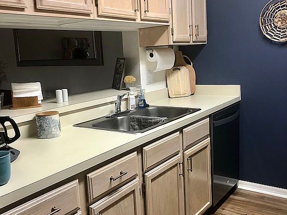 5th image of 4016 Crockers Lake Blvd APT 427