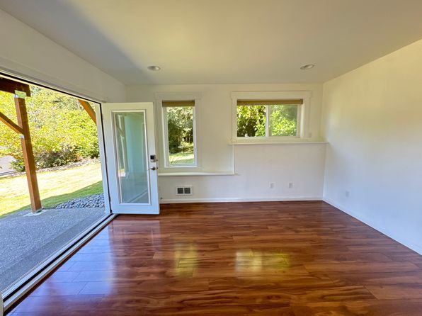 27255 State Highway 3 NE #B1