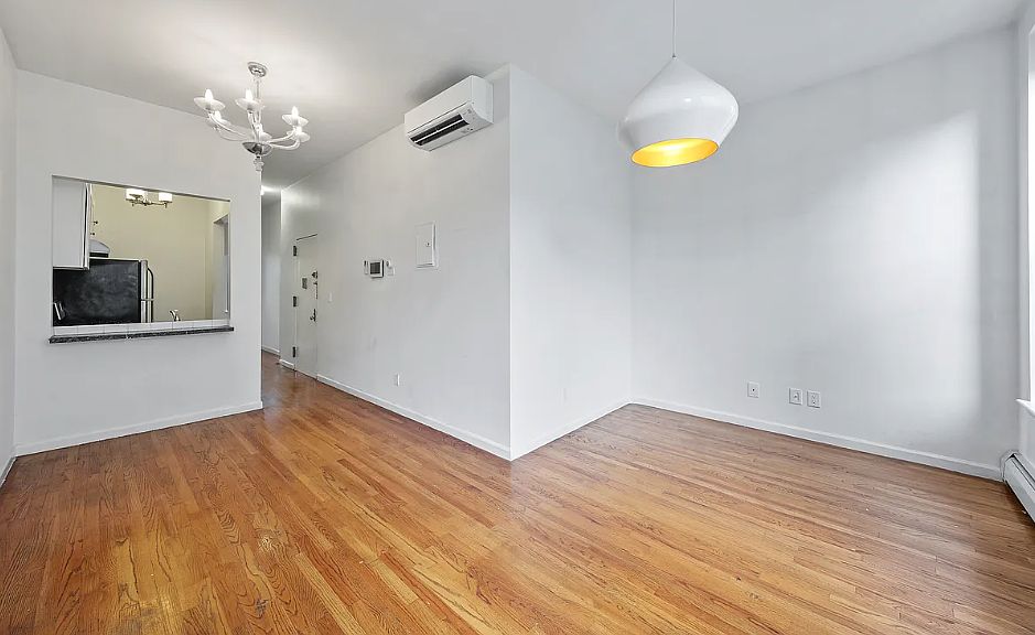 1st image of 29 E 129th St #20