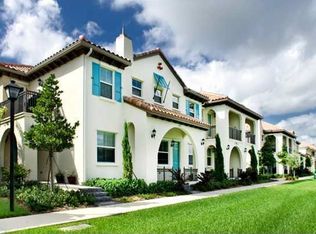 2961 Saint Thomas Dr, Hollywood, FL 33024