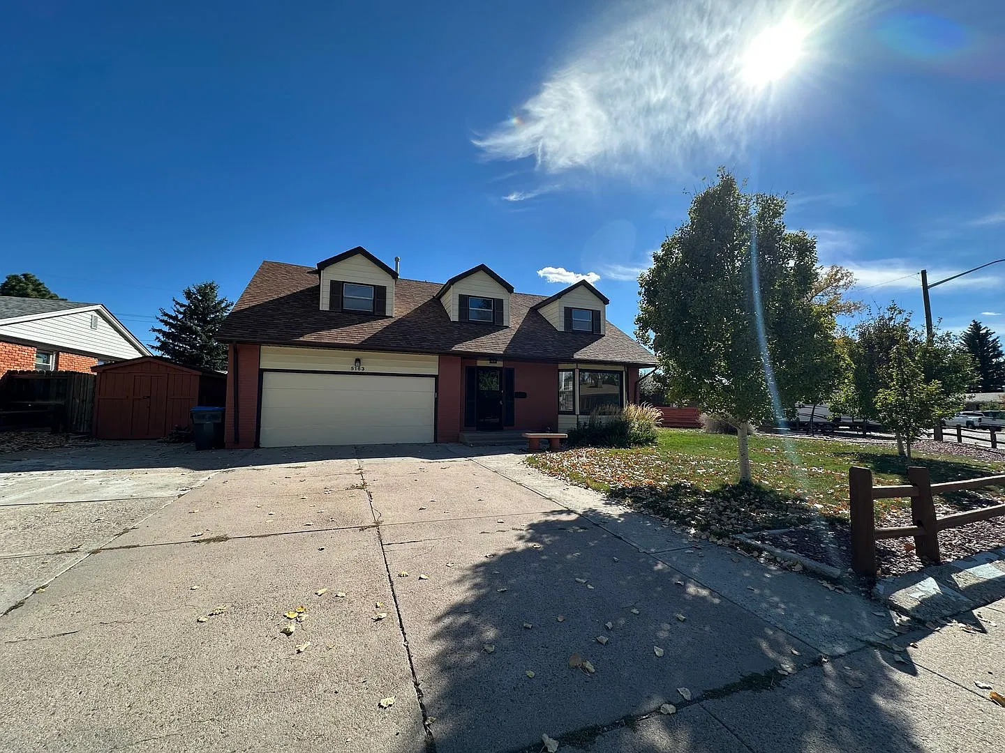 4 Bedroom, 2.5 Bathroom, Single Family Home With 2 Car Attached Garage — Photo 2