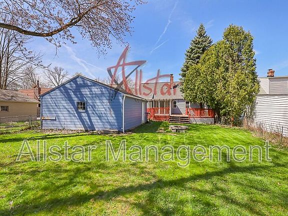 2nd image of 983 Clinton Ave