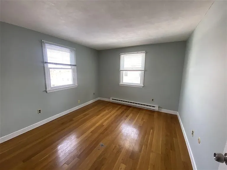 90-92 Sylvia St — Photo 11