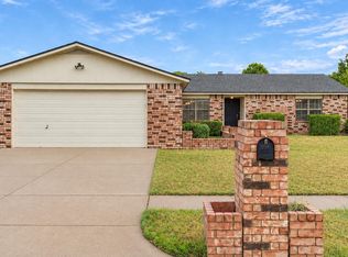 2406 94th St, Lubbock, TX 79423