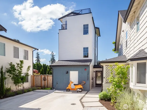 12060 8th Avenue NW #B, Seattle, WA 98177