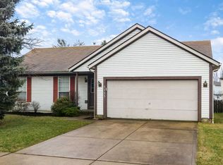 5725 Saucony Dr, Hilliard, OH 43026