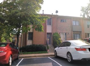 5114 Cliffhaven Dr, Annandale, VA 22003