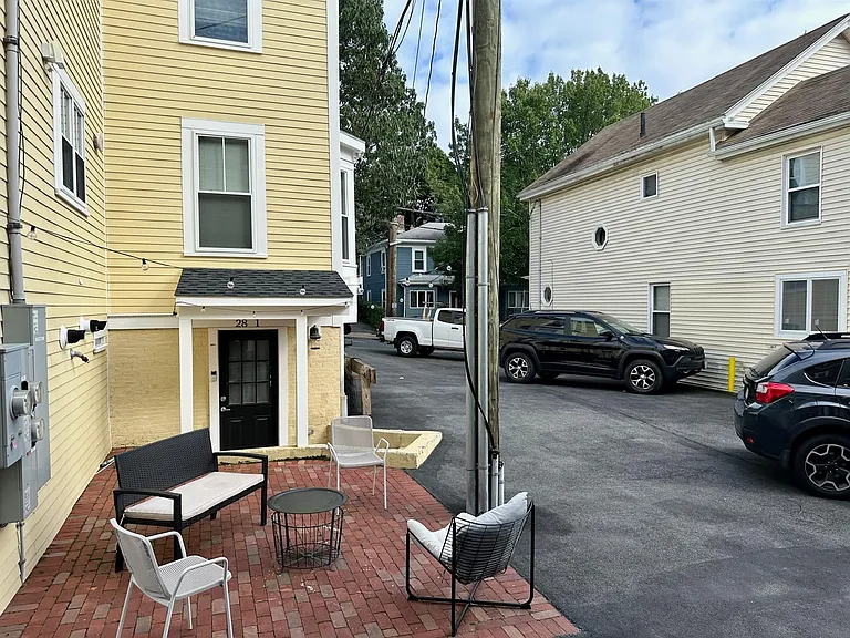 26 Putnam St #1 — Photo 11