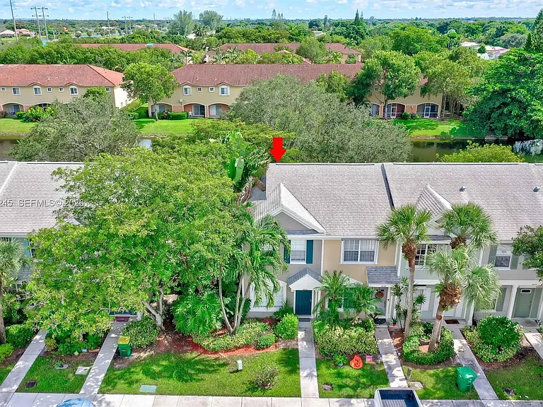 8040 Sanibel Dr #8040 — Photo 30