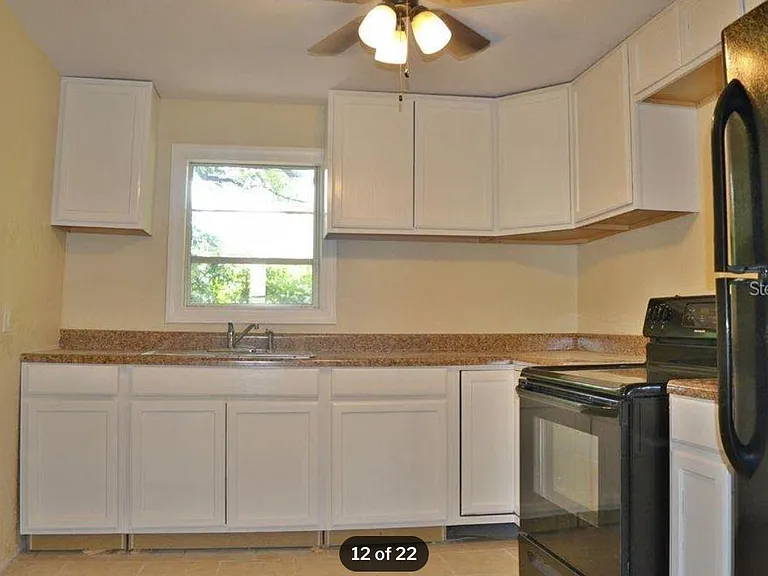 902 S Clara Ave — Photo 3