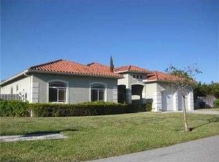 13131 SW 212th Ter, Miami, FL 33177