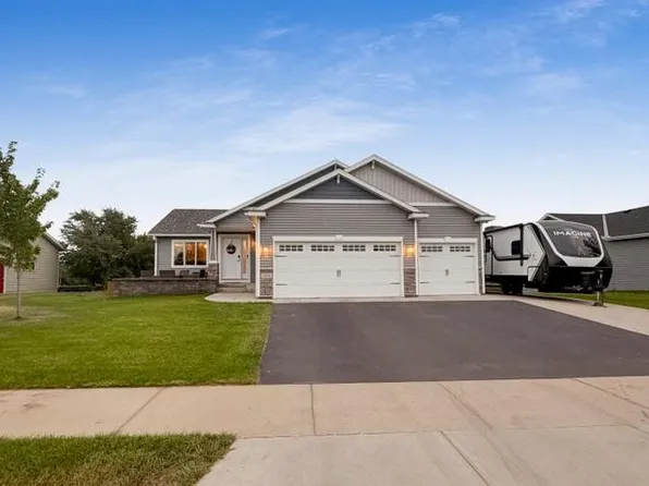 1024 Nicole Ave, Clearwater, MN 55320