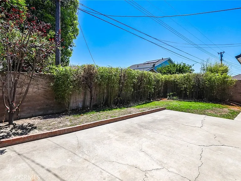 2932 Bostonian Dr — Photo 32