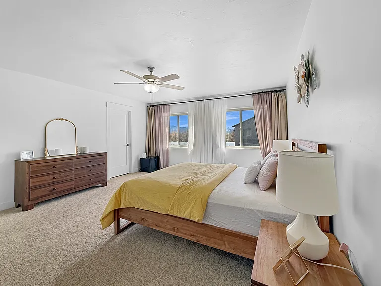617 S 1080 W — Photo 16