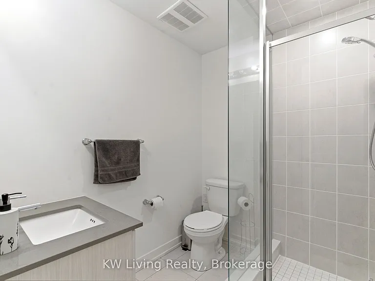 56 Elizabeth St S #1304 — Photo 5