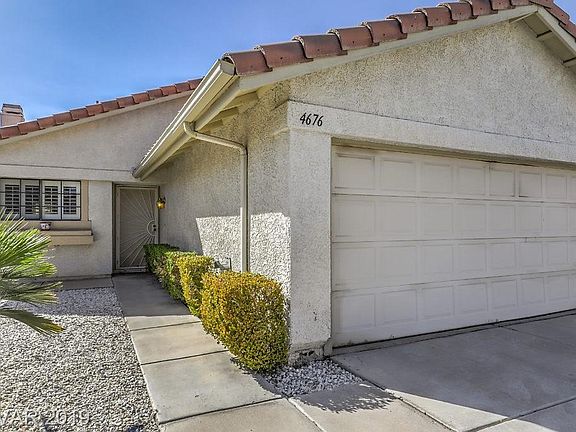3rd image of 4676 Belshire Dr