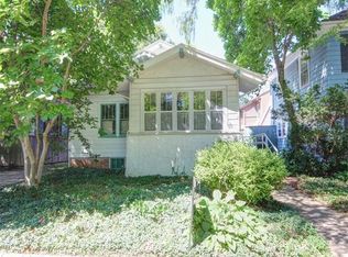 802 W Nevada St, Urbana, IL
