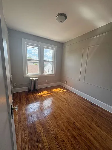 854 Pennington St #2L Photo 1