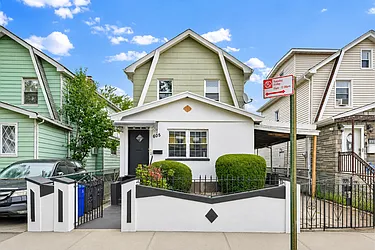605 East 49th Street