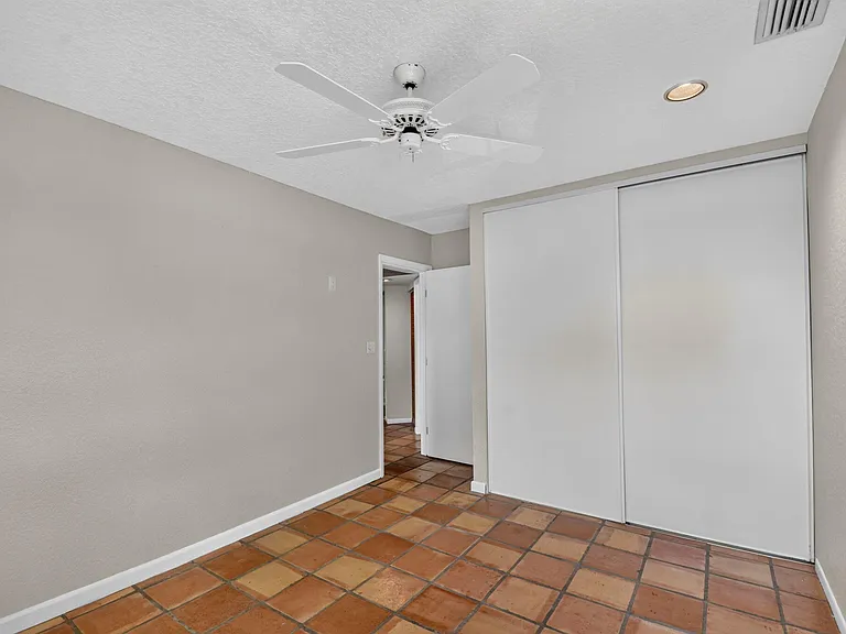 5451 Verona Dr #N — Photo 19