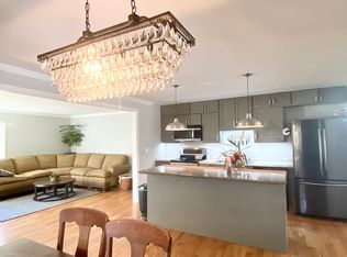 6 Cobb Ln, Jamaica, VT 05343