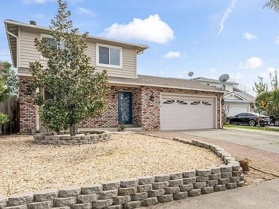 3rd image of 505 Kinglet Court