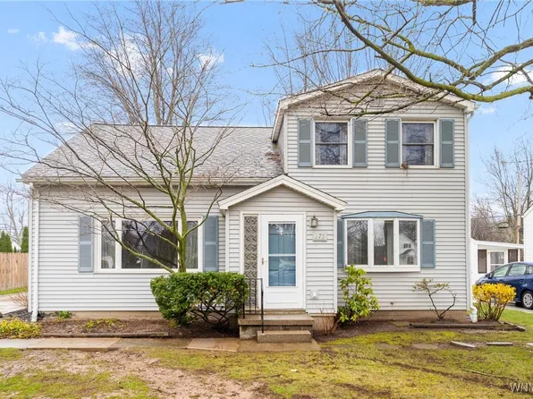 275 Hedstrom Dr, Amherst, NY 14226