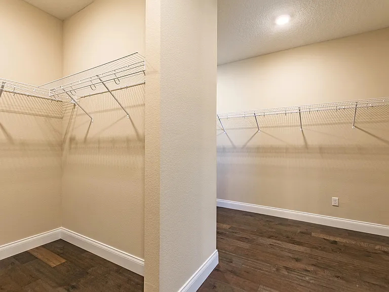 8278 Procida Isle Ln — Photo 53