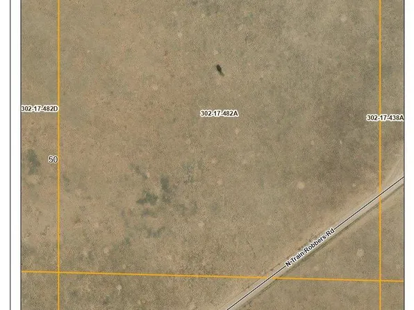 50 Train Robbers Rd, Ash Fork, AZ 86320