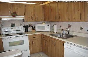 4th image of 2112 White Pine Cir APT C