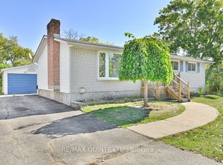 53 Water St, Quinte West, ON K8V4M1
