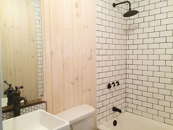 5th image of 833 Dekalb Ave #1