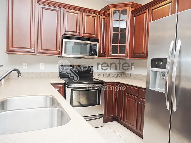 5410 Mandarin Cir — Photo 10