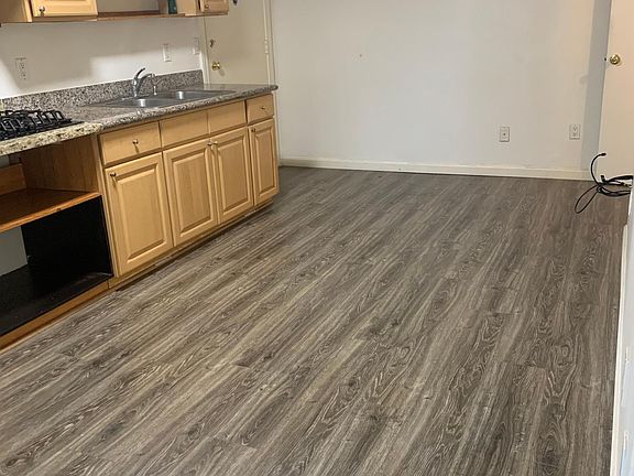 3rd image of 3230A San Jose Ave