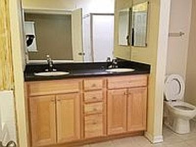 4th image of 4115 Milford Ln