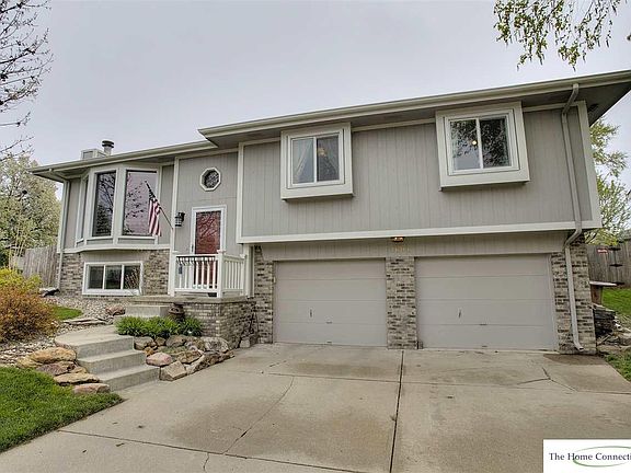5th image of 7601 S 136th St