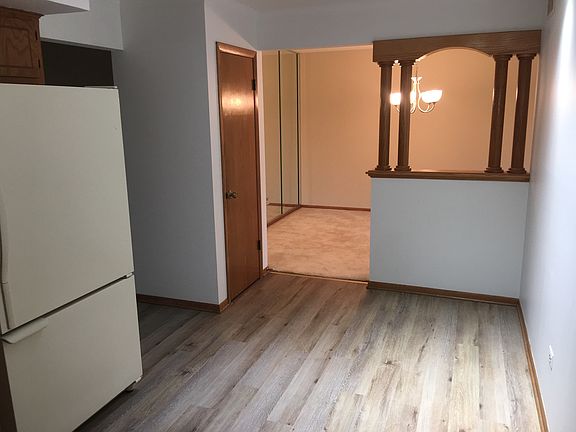 3rd image of 7305 W 152nd St #7305