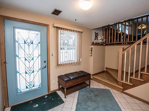 Spacious and bright entryway.