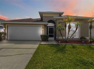 1312 Vinetree Dr, Brandon, FL 33510