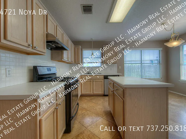 14721 Noya Dr — Photo 12