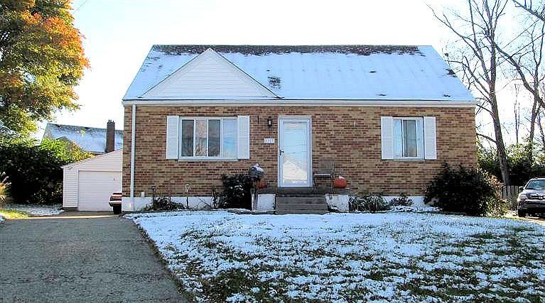 1st image of 1927 Acorn Dr